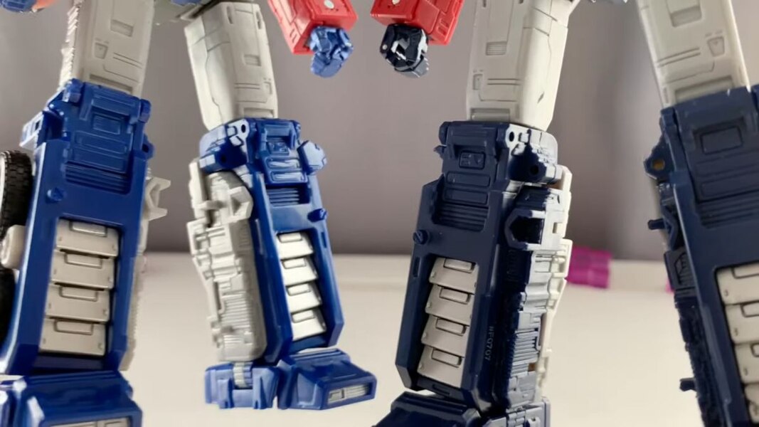 earthrise optimus prime accessory pack